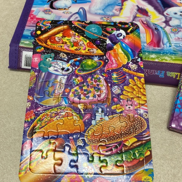 Lisa Frank puppy trifold portfolio, binder with puzzle and crayons - Picture 2 of 5